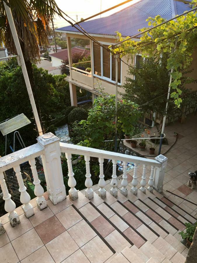 Гостевой Дом "Боцман" На Барцыц-Гудаутская 5 Gagra Bagian luar foto